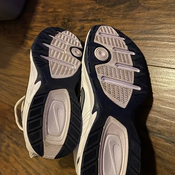 Authentic Nike Men”s Sneakers size11 NWOT - Picture 11 of 11